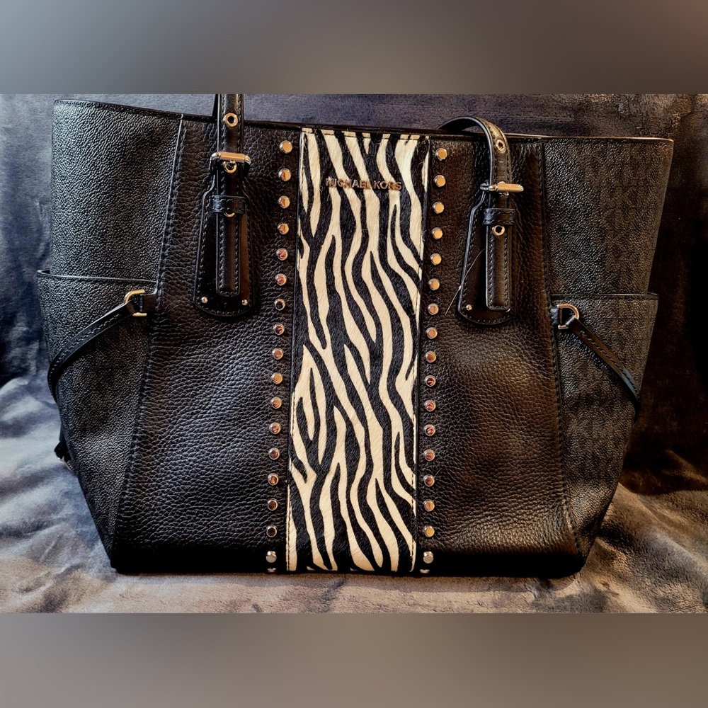 Michael Kors voyager east west signature tote